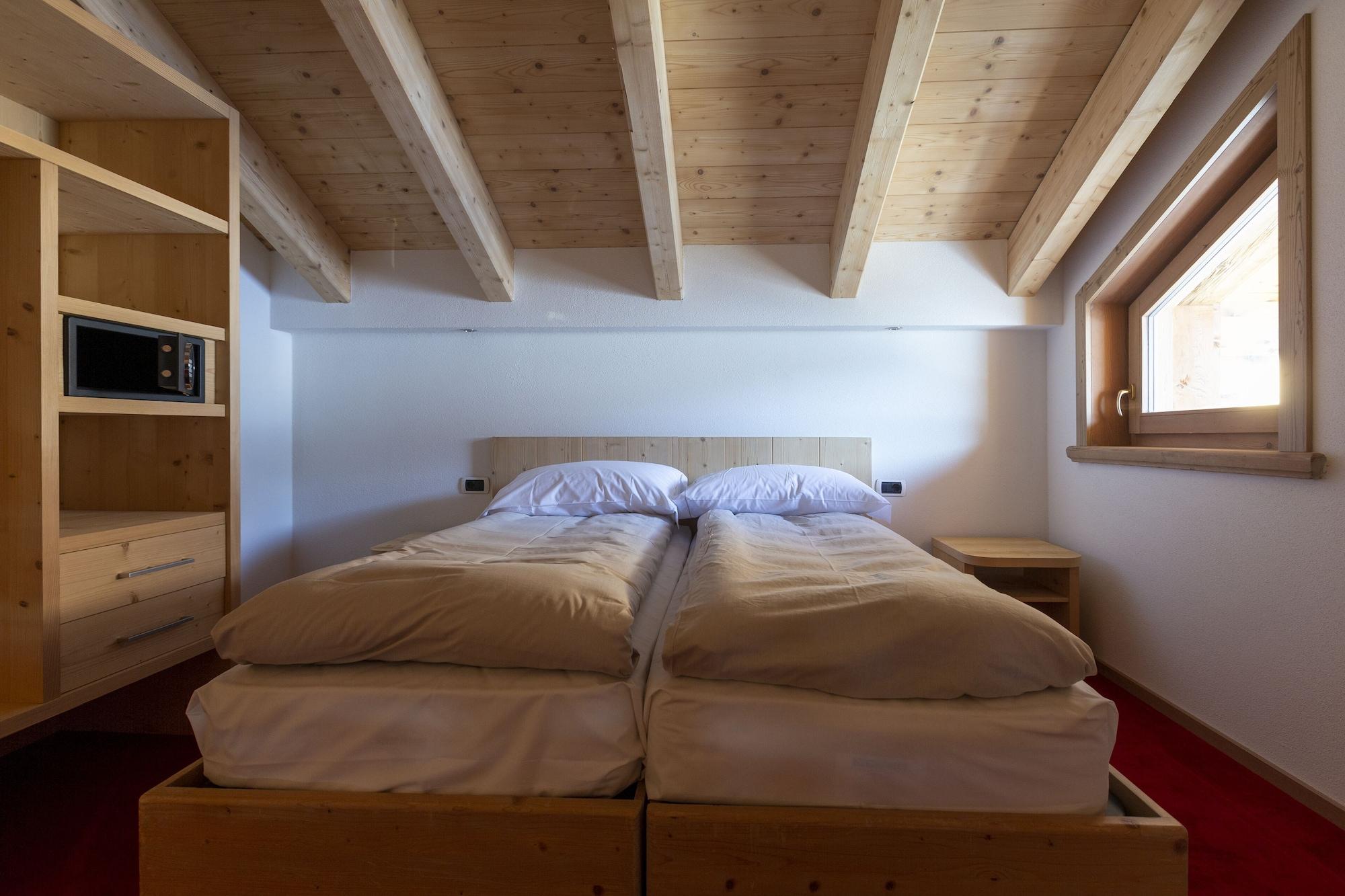 Hotel "La Suisse" Livigno Exterior foto