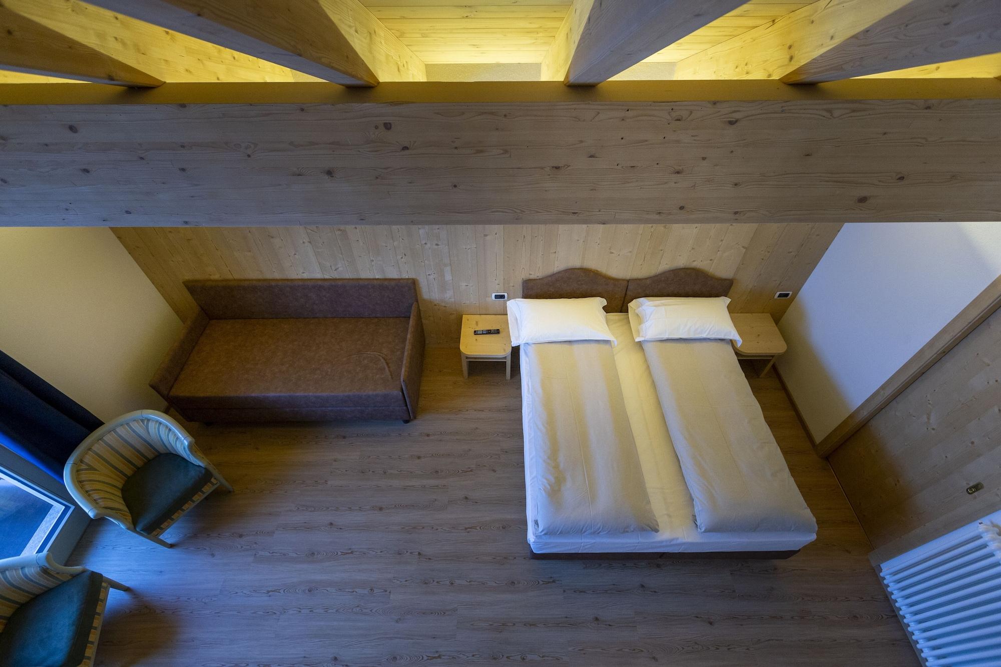 Hotel "La Suisse" Livigno Exterior foto