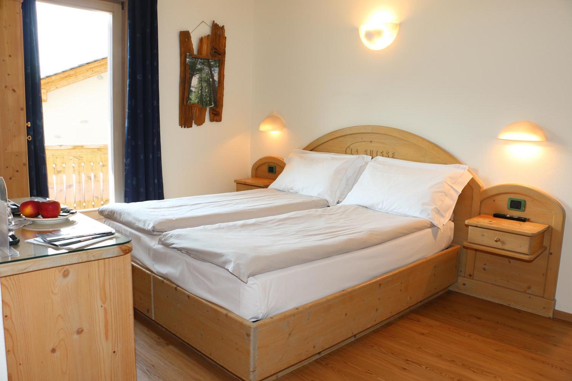 Hotel "La Suisse" Livigno Exterior foto